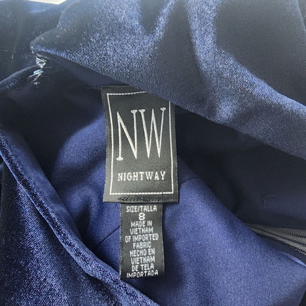 NEW Nightway women’s navy mesh sleeveless halter long Formal Dress gown size 8 - Picture 4 of 4